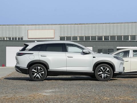 BYD Sealion 07 DM-i — China plug-in hybrid EV for export — photo 8