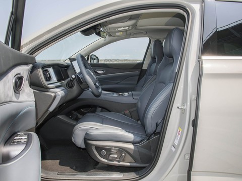 BYD Sealion 07 DM-i — China plug-in hybrid EV for export — photo 9