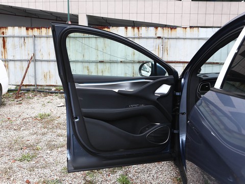 BYD Sealion 07 EV — China electric EV for export — photo 11