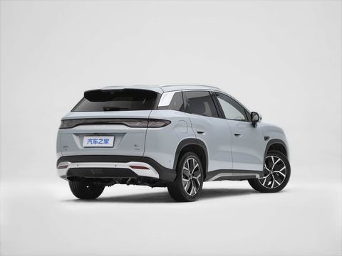 BYD SongL DM-i — China plug-in hybrid EV for export — photo 7