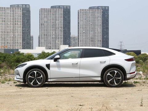 BYD SongL EV — China electric EV for export — photo 4