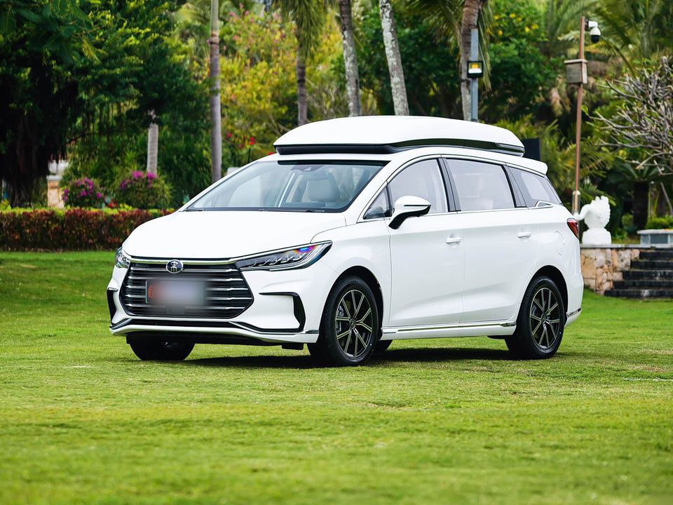 BYD Song MAX DM-i — China plug-in hybrid EV for export