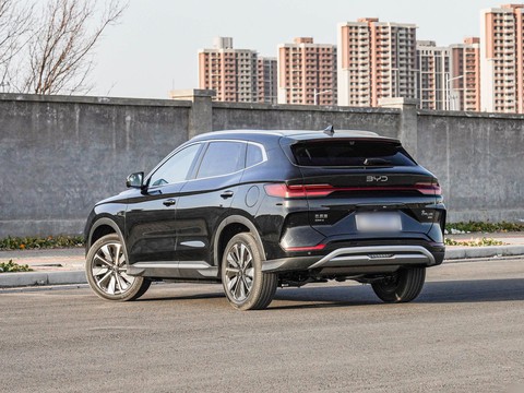 BYD Song Plus DM-i — China plug-in hybrid EV for export — photo 5