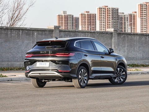BYD Song Plus DM-i — China plug-in hybrid EV for export — photo 7