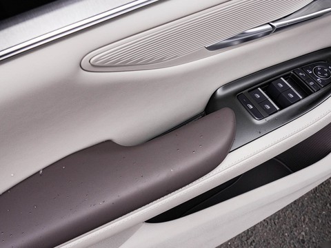 BYD Song Plus DM-i — China plug-in hybrid EV for export — photo 15
