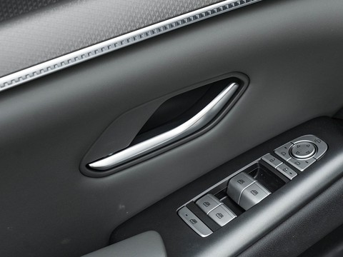 BYD Song Pro DM-i — China plug-in hybrid EV for export — photo 13
