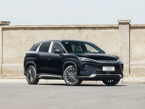 BYD SongUltra — China electric EV for export — photo 3