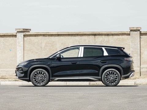 BYD SongUltra — China electric EV for export — photo 4