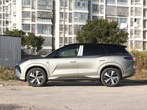 BYD TangL — China electric EV for export — photo 4