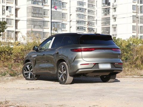 BYD TangL — China electric EV for export — photo 5