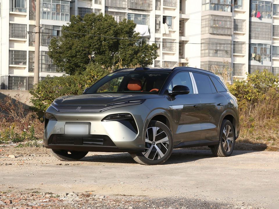 BYD TangL — China electric EV for export