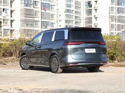 BYD Xia — China electric EV for export — photo 5