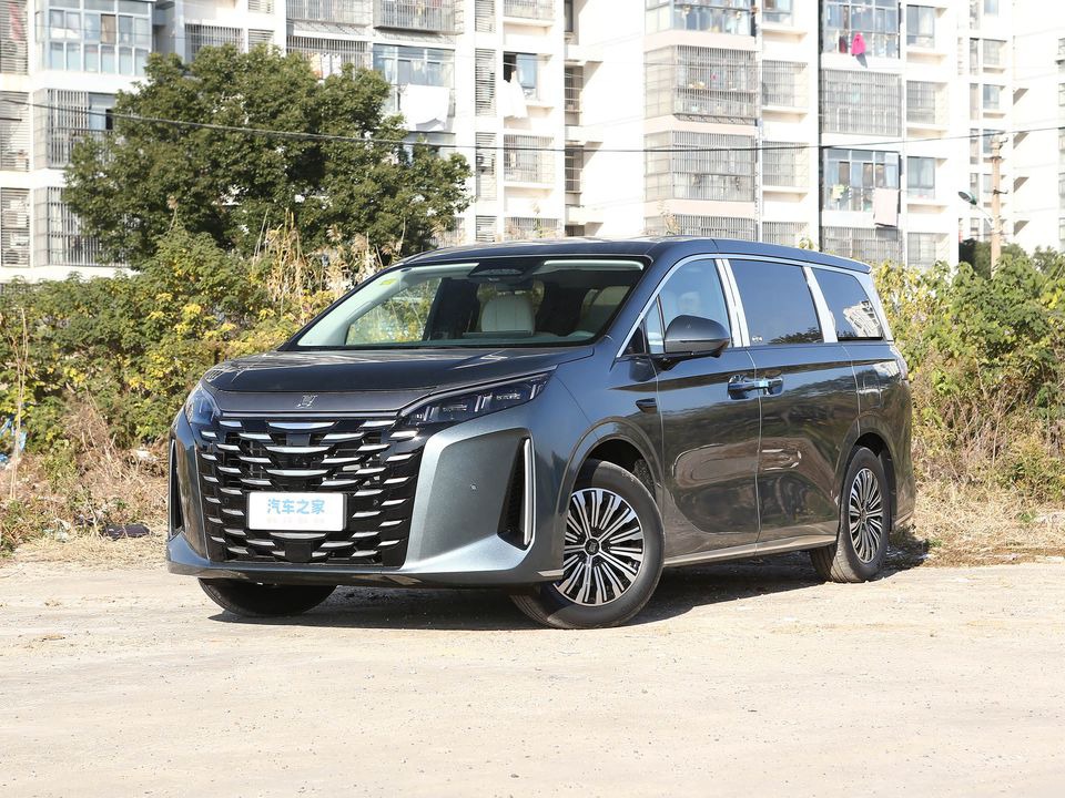 BYD Xia — China plug-in hybrid EV for export