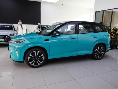 BYD YuanPLUS — China electric EV for export — photo 4