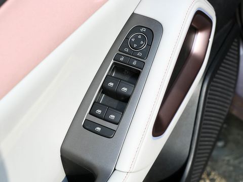 BYD YuanUP — China electric EV for export — photo 13
