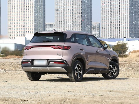 BYD YuanUP — China electric EV for export — photo 7