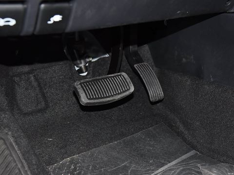 Changan CS15EV — China electric EV for export — photo 16
