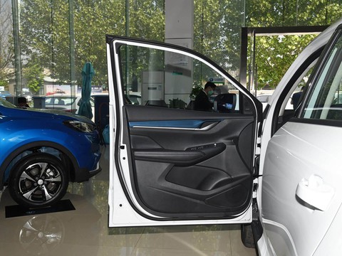 Changan CS55 EV — China electric EV for export — photo 11
