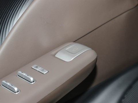 Changan CS55PLUS PHEV — China electric EV for export — photo 13