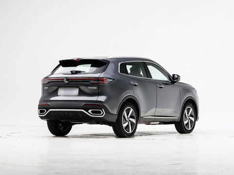Changan CS55PLUS PHEV — China electric EV for export — photo 7