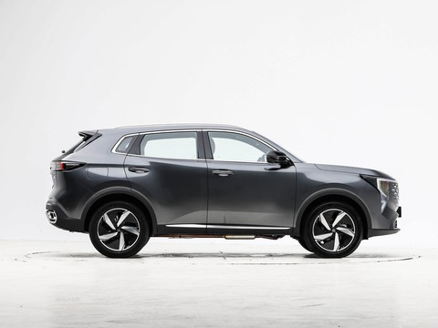 Changan CS55PLUS PHEV — China electric EV for export — photo 8