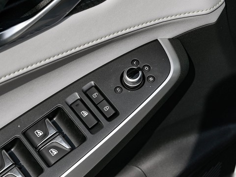 Changan CS75 PLUS iDD — China plug-in hybrid EV for export — photo 14