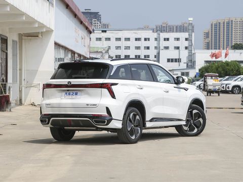 Changan CS75 PLUS Zhi DianiDD — China electric EV for export — photo 7