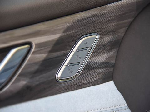 Changan CS75Xin Neng Yuan — China electric EV for export — photo 11