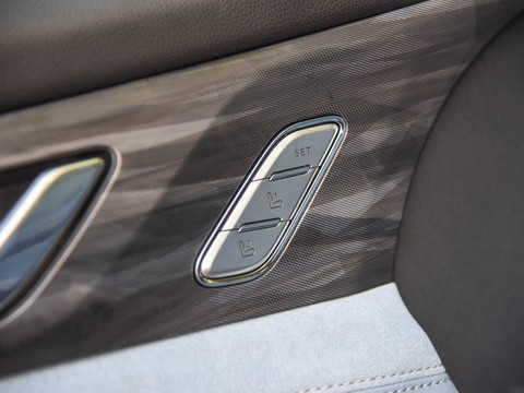 Changan CS75 New Energy — China plug-in hybrid EV for export — photo 11