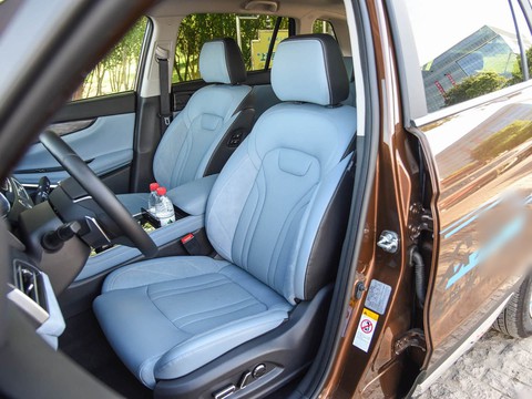 Changan CS75 New Energy — China plug-in hybrid EV for export — photo 16