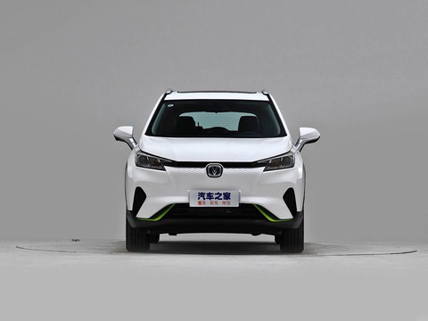 Changan E-Pro — China electric EV for export — photo 2