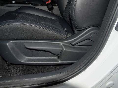 Changan Eado EV — China electric EV for export — photo 8