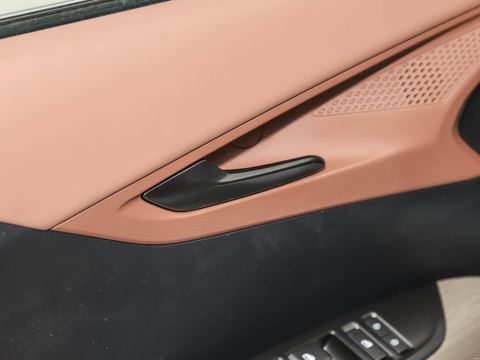 Changan EadoPHEV — China electric EV for export — photo 11