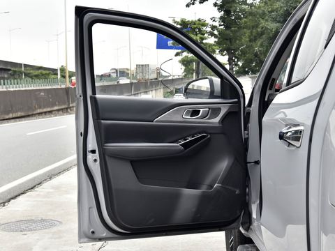 Changan Lie Shou — China electric EV for export — photo 11