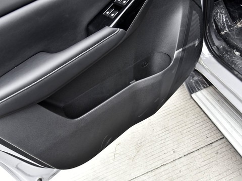 Changan Hunter — China range-extender EV for export — photo 15