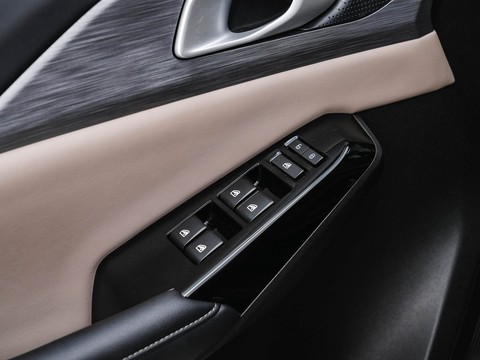 Changan Hunter K50 — China range-extender EV for export — photo 14