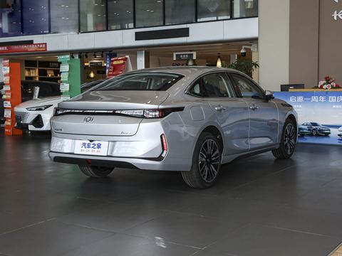 Changan Qiyuan Qi YuanA05Jing Dian — China electric EV for export — photo 7