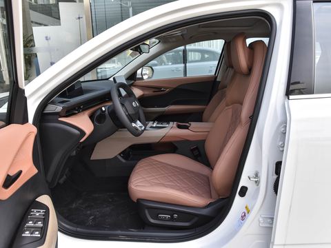 Changan Qiyuan Qi YuanA05Jing Dian — China electric EV for export — photo 9
