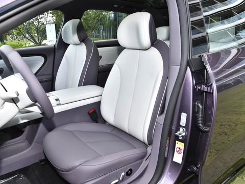 Changan Qiyuan A06 — China electric EV for export — photo 10