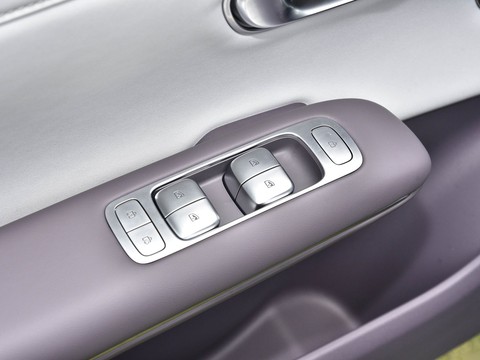 Changan Qiyuan A06 — China electric EV for export — photo 14