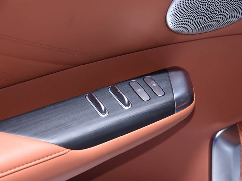 Changan Qiyuan E07 — China electric EV for export — photo 13