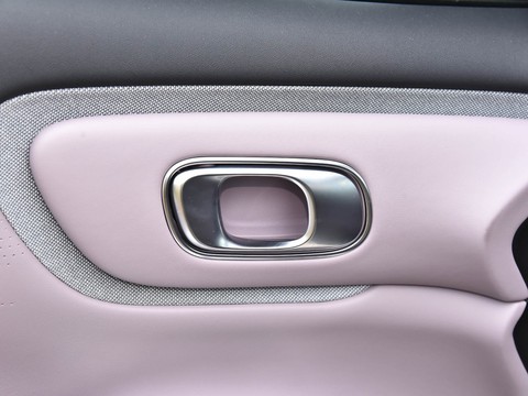 Changan Qiyuan Q05 — China plug-in hybrid EV for export — photo 13