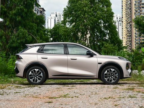 Changan Qiyuan Qi YuanQ05 — China electric EV for export — photo 8