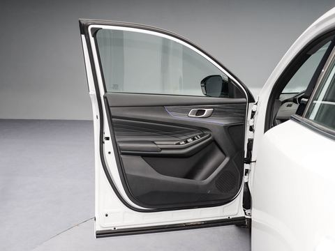 Changan Qiyuan Qi YuanQ05Jing Dian — China electric EV for export — photo 11