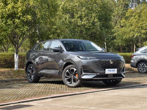 Changan UNI-K Zhi DianiDD — China electric EV for export — photo 3