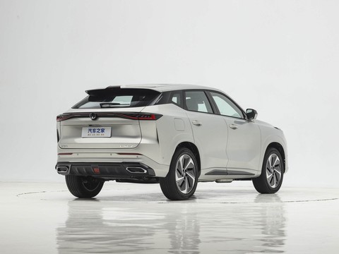 Changan UNI-Z — China plug-in hybrid EV for export — photo 7