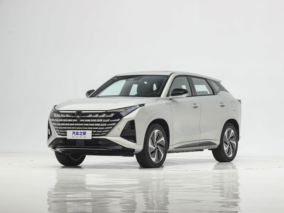 Changan UNI-Z — China plug-in hybrid EV for export