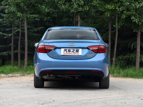 Chery Arrizo 7e — China plug-in hybrid EV for export — photo 6