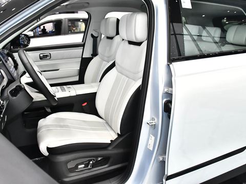 Chery Explore06 C-DM — China electric EV for export — photo 10