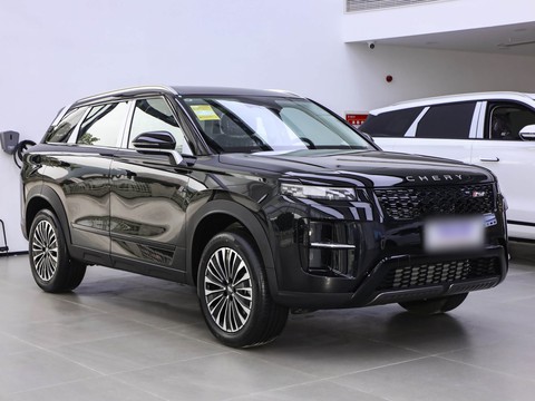 Chery Tiggo 7 C-DM — China plug-in hybrid EV for export — photo 3